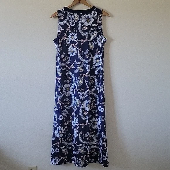Chico's Blue Floral Paisley Briah V-neck Maxi Dress Size Medium - Picture 4 of 8